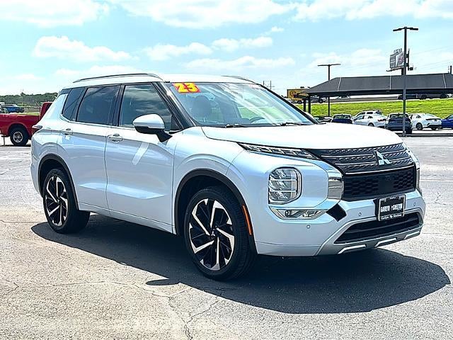 2023 Mitsubishi Outlander SEL FWD
