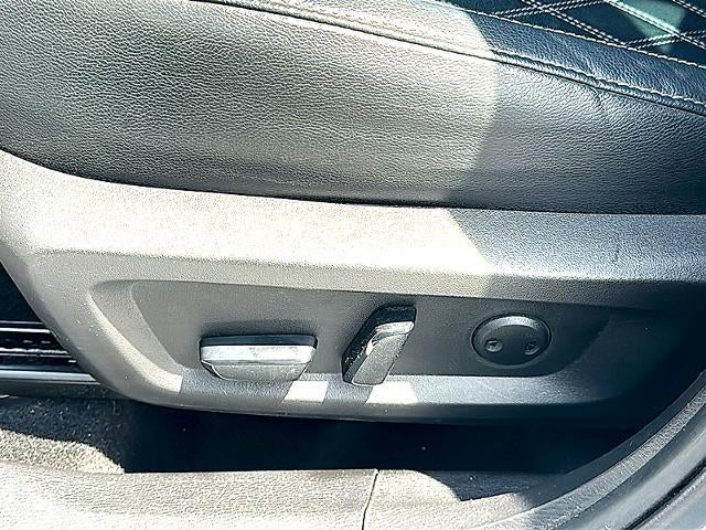 2023 Mitsubishi Outlander SEL FWD