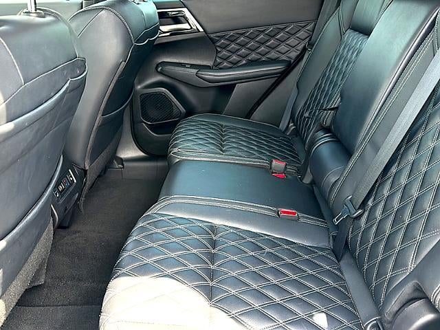 2023 Mitsubishi Outlander SEL FWD