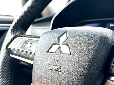 2023 Mitsubishi Outlander SEL FWD