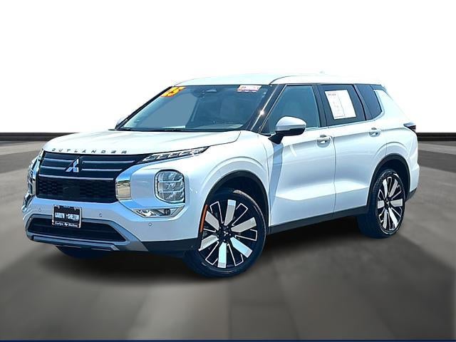 2025 Mitsubishi Outlander SE FWD