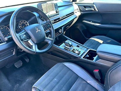 2024 Mitsubishi Outlander SE FWD