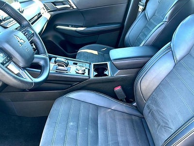 2024 Mitsubishi Outlander SE FWD