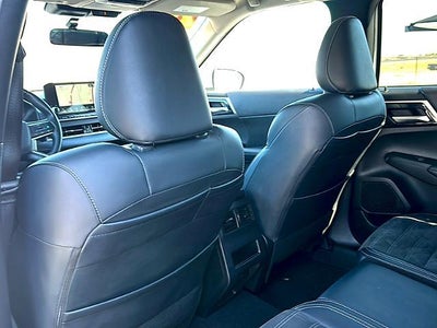 2024 Mitsubishi Outlander SE FWD