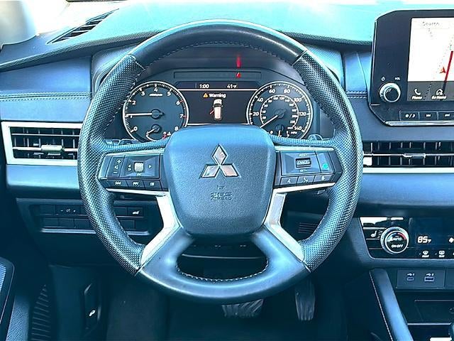 2024 Mitsubishi Outlander SE FWD