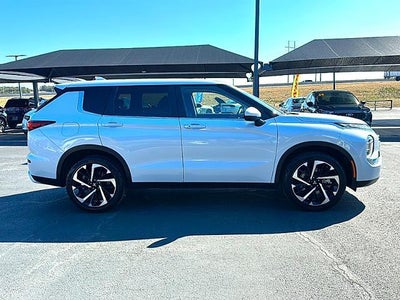 2024 Mitsubishi Outlander SE FWD