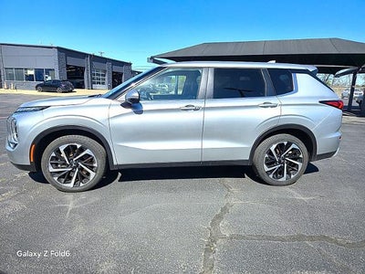 2024 Mitsubishi Outlander SE FWD