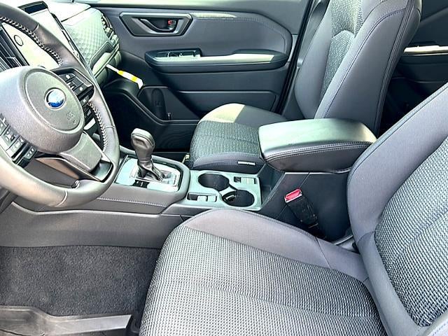 2025 Subaru Forester Premium AWD