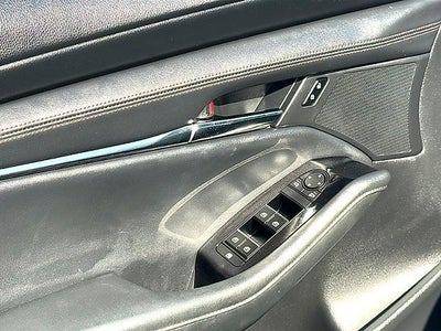 2024 Mazda Mazda3 Hatchback 2.5 S Preferred Auto FWD