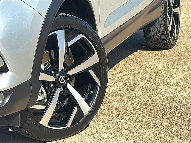 2021 Nissan Rogue Sport FWD SL