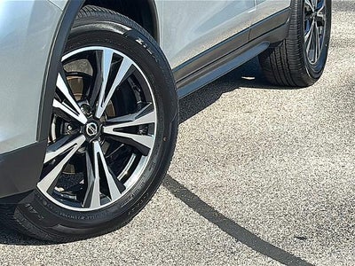 2020 Nissan Rogue FWD SV