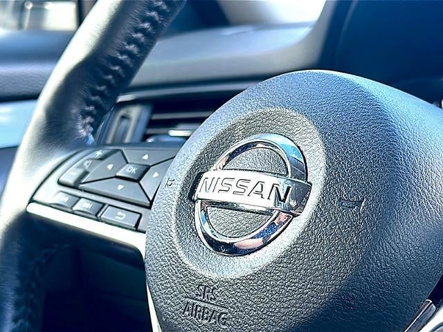 2020 Nissan Rogue FWD SV
