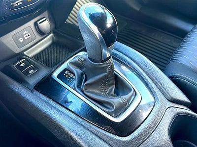 2020 Nissan Rogue FWD SV