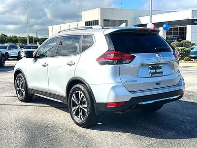 2020 Nissan Rogue FWD SV