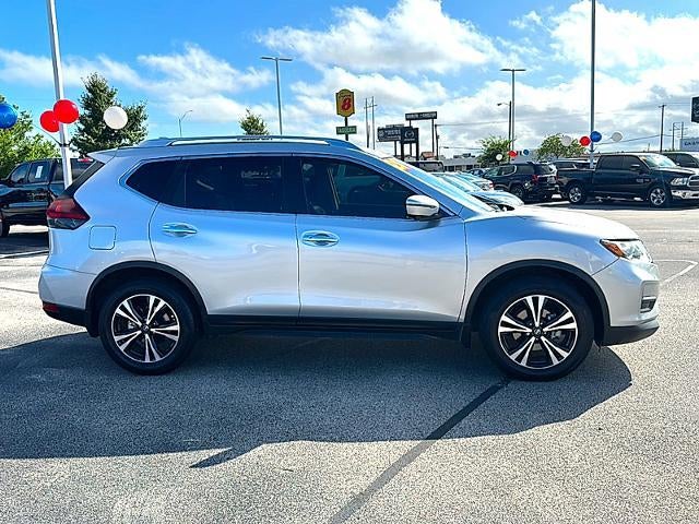 2020 Nissan Rogue FWD SV