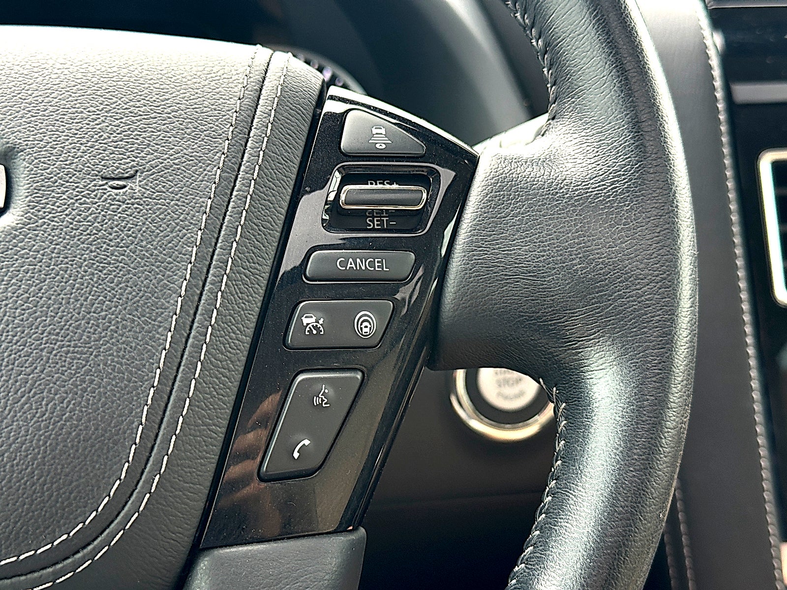 2023 Nissan Armada Platinum 2WD