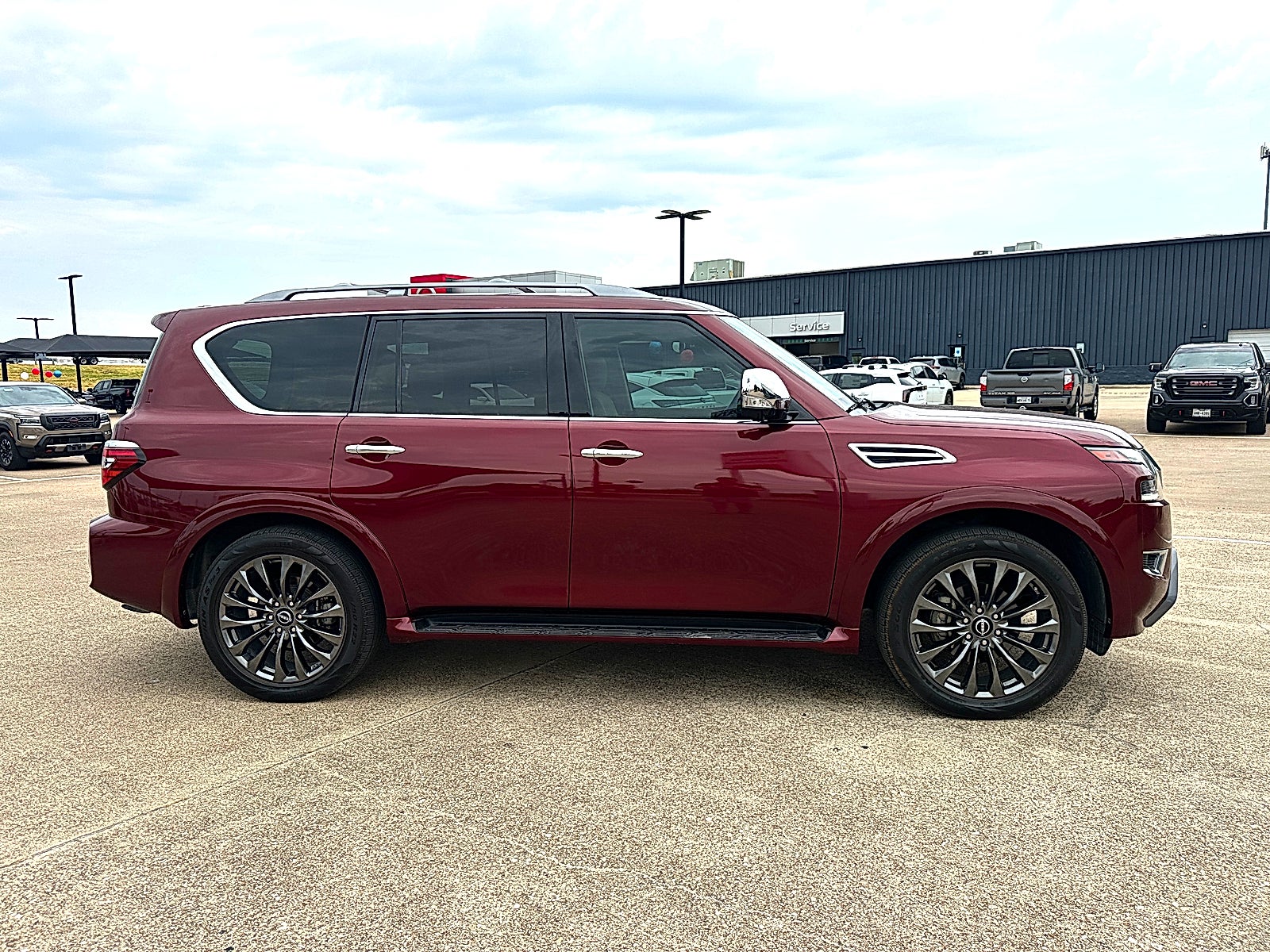 2023 Nissan Armada Platinum 2WD
