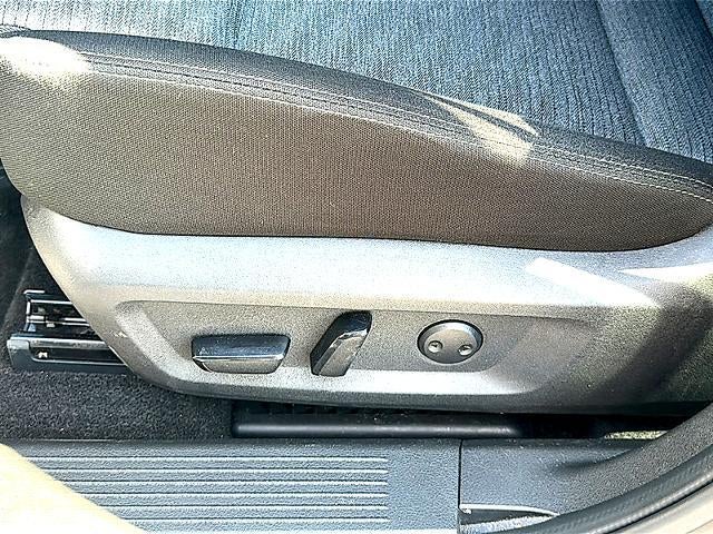 2023 Nissan Rogue FWD SV *Ltd Avail*