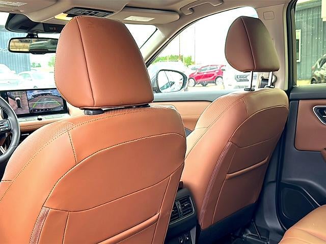 2025 Nissan Rogue FWD Platinum