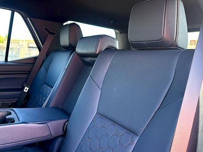 2026 Toyota 4Runner Hybrid Platinum 4WD (Natl)