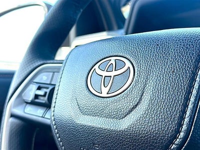2026 Toyota 4Runner Hybrid Platinum 4WD (Natl)
