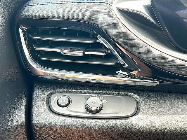 2025 Buick Envista FWD 4dr Sport Touring