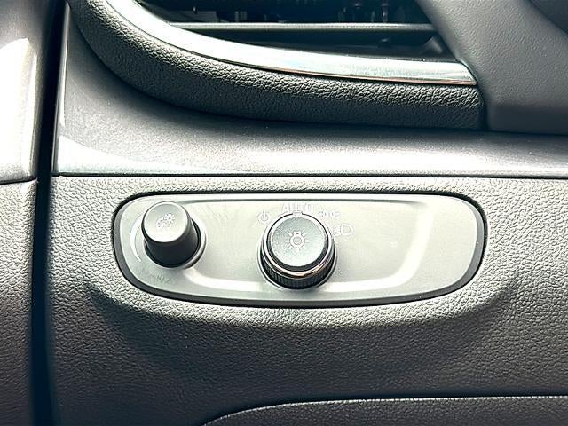 2022 Buick Encore Preferred FWD
