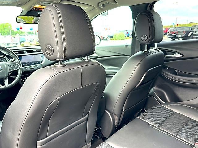 2021 Buick Encore GX Essence FWD