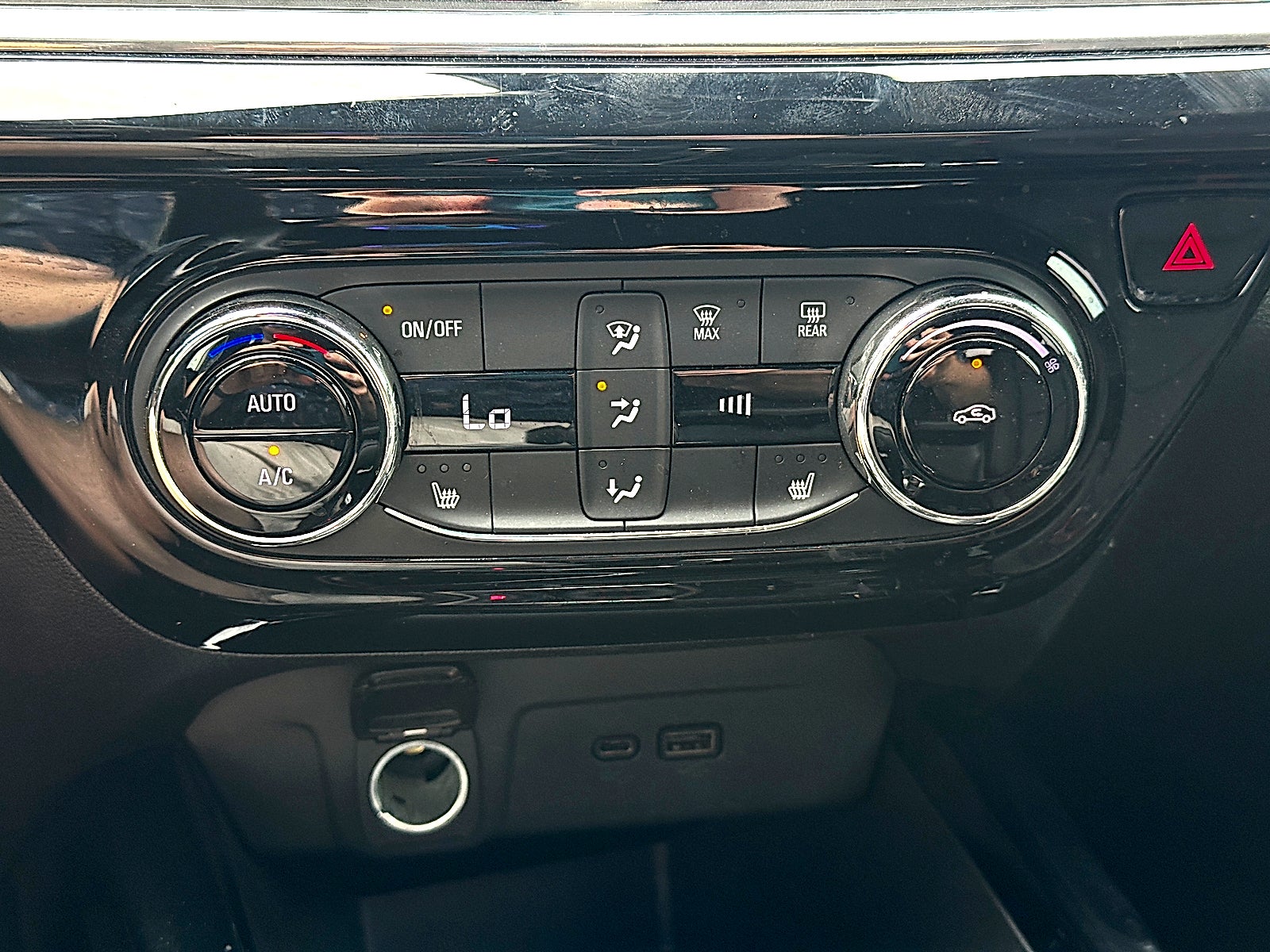 2025 Chevrolet Trax FWD 2RS