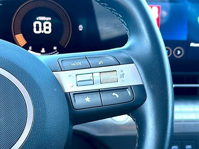 2025 Hyundai KONA SEL FWD