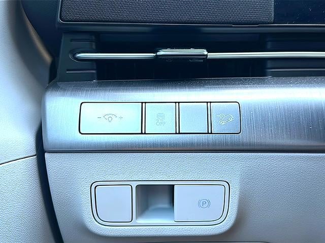 2024 Hyundai KONA SEL FWD