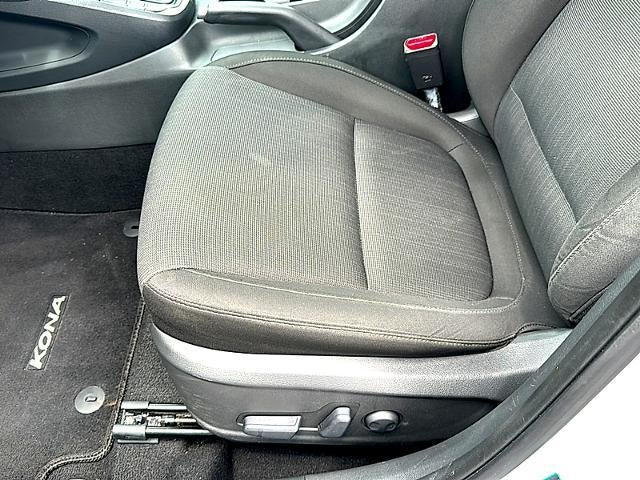 2023 Hyundai KONA SEL Auto FWD