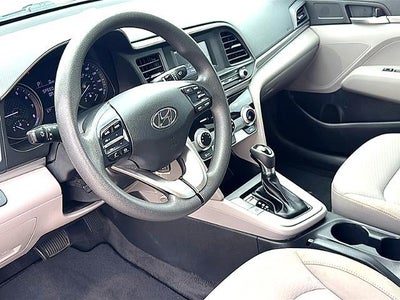 2019 Hyundai ELANTRA SE Auto
