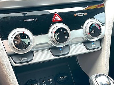 2019 Hyundai ELANTRA SE Auto