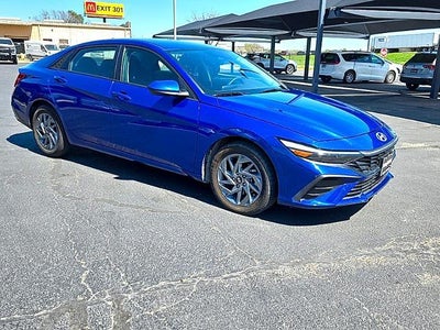 2024 Hyundai ELANTRA SEL IVT