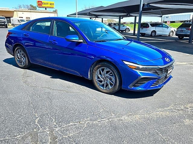 2024 Hyundai ELANTRA SEL IVT