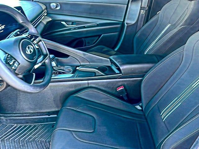 2024 Hyundai ELANTRA SEL IVT