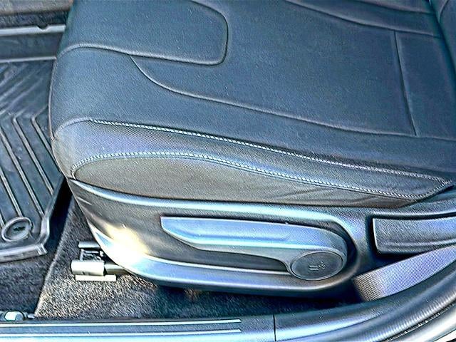 2024 Hyundai ELANTRA SEL IVT