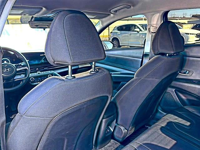 2024 Hyundai ELANTRA SEL IVT