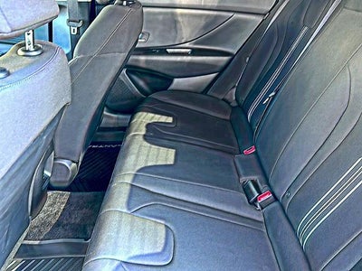 2024 Hyundai ELANTRA SEL IVT