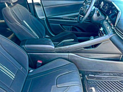 2024 Hyundai ELANTRA SEL IVT