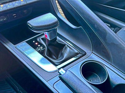 2024 Hyundai ELANTRA SEL IVT