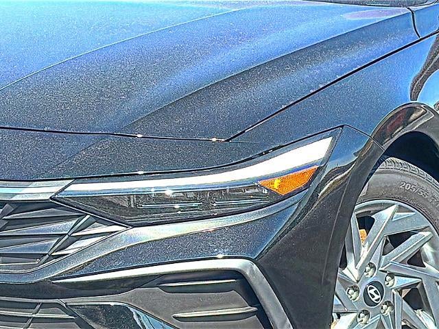 2024 Hyundai ELANTRA SEL IVT