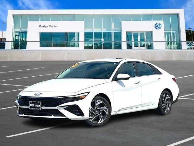 2025 Hyundai ELANTRA SEL Convenience IVT