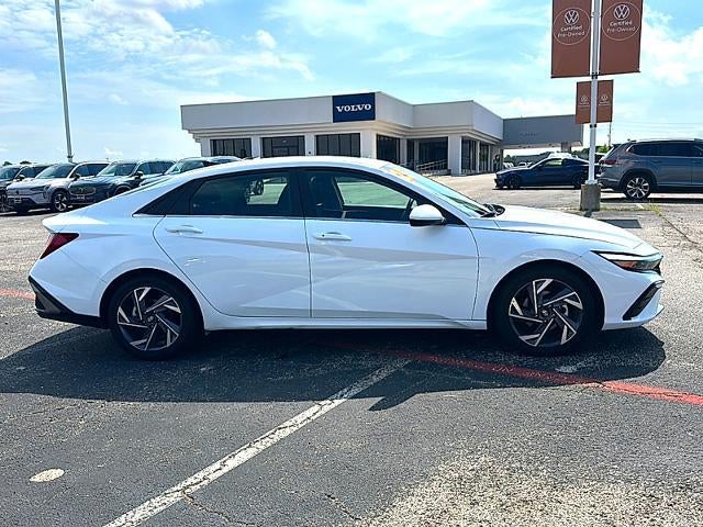 2025 Hyundai ELANTRA SEL Convenience IVT
