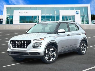 2025 Hyundai VENUE SEL IVT