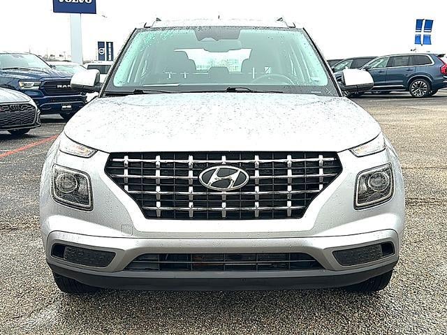 2025 Hyundai VENUE SEL IVT
