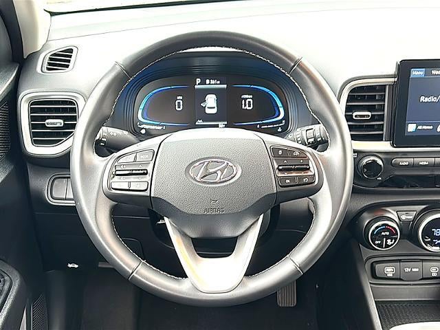 2025 Hyundai VENUE SEL IVT