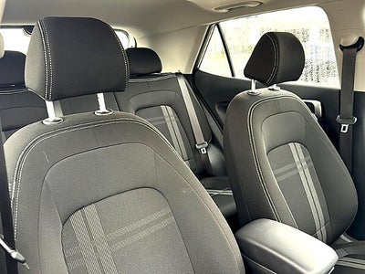 2025 Hyundai VENUE SEL IVT