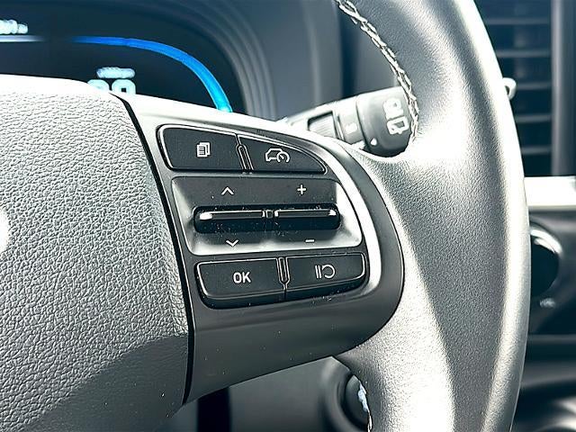 2025 Hyundai VENUE SEL IVT